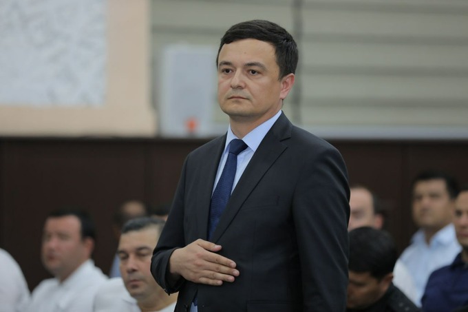 Эркин Рустамов.
