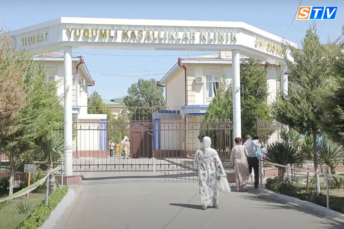 Почти 50 человек отравились хотдогами в Самарканде