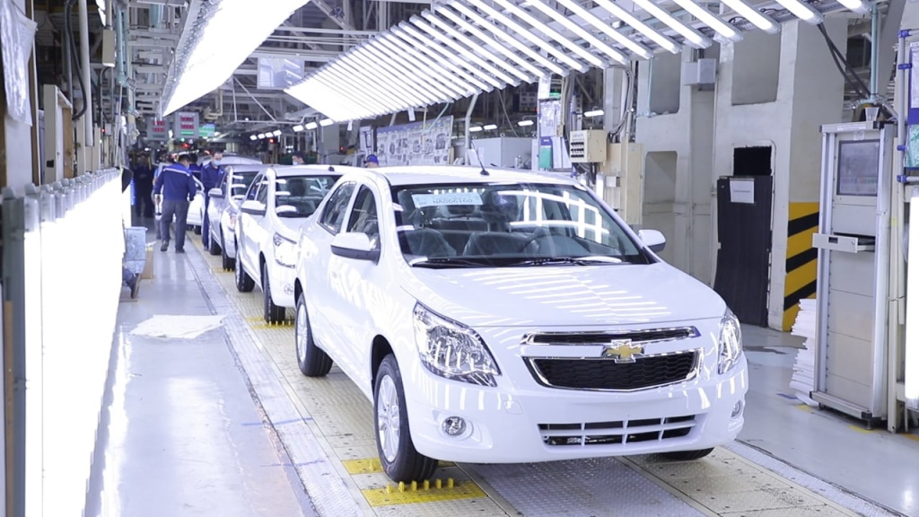 UzAuto Motors пообещал, что срок поставки авто не будет превышать трех месяцев. Поверим? 
