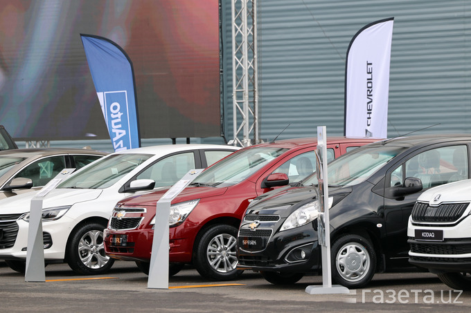 UzAuto Motors призвала не покупать «сомнительные контракты» на выдачу автомобилей