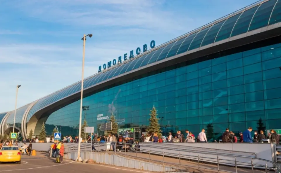 В Москве закрыли аэропорты "Домодедово" и "Внуково". Uzbekistan Airways пришлось перенаправлять рейсы в запасные воздушные гавани  