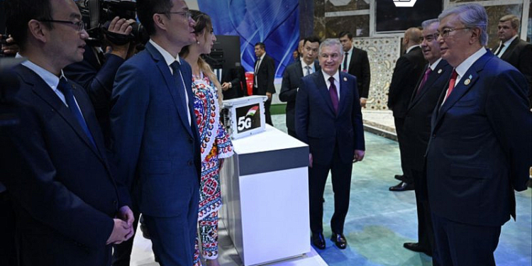 «НА ВОЛНЕ БУДУЩЕГО: ZET-MOBILE И HUAWEI ПРЕДСТАВИЛИ СЕРВИС НОВОГО ПОКОЛЕНИЯ 5G НА «ЭКСПО ЦЕНТРАЛЬНАЯ АЗИЯ 2023»