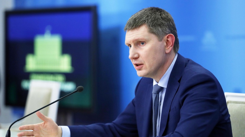 Министр экономического развития России призвал более активно привлекать мигрантов из ЦА 