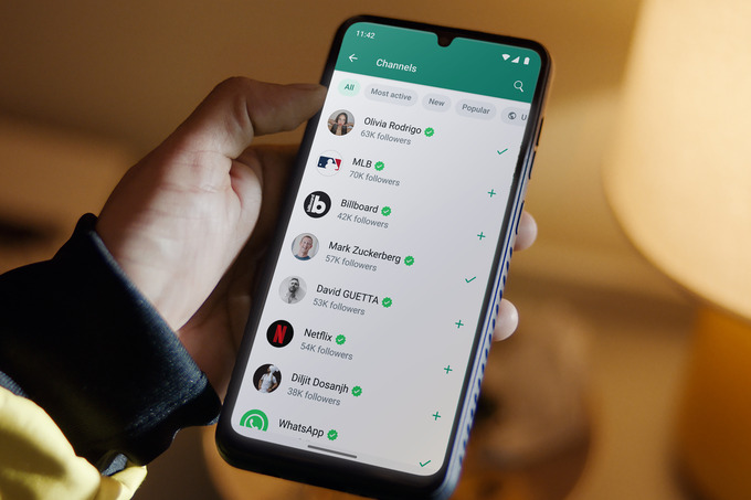 WhatsApp запустил каналы