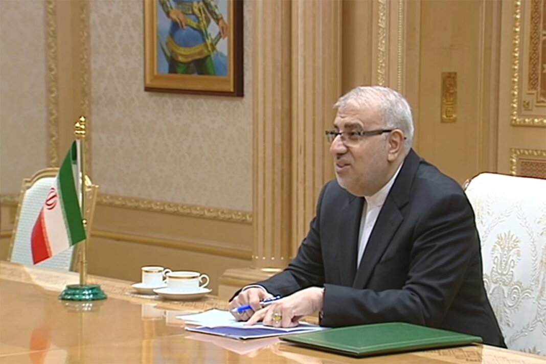 2022_11_16_iran_ouju_01 Иран намерен транзитировать газ из России через страны ЦА