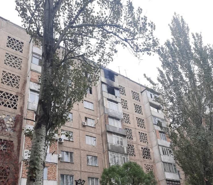 В Бишкеке из горящей квартиры спасли троих детей – МЧС
