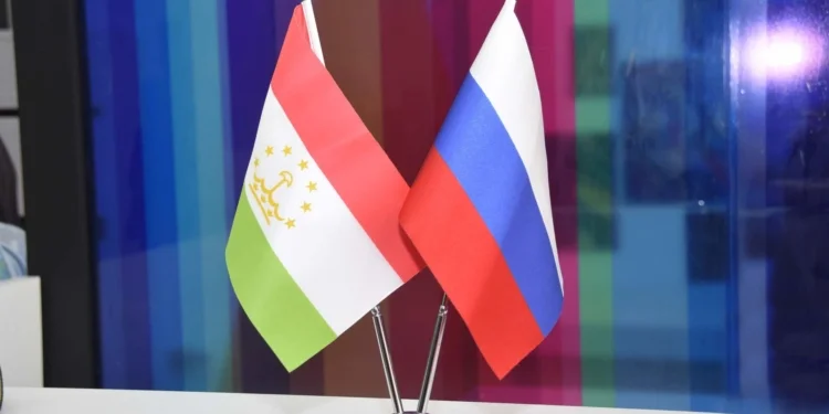 Таджикистан и Россия взаимно признали ученые степени и звания