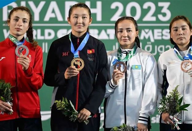Кыргызстанка выиграла золото по казак курошу на Всемирных играх боевых искусств
