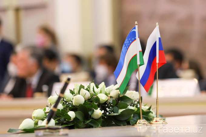Узбекистан и Россия подписали 3 межрегиональных и 7 коммерческих соглашений