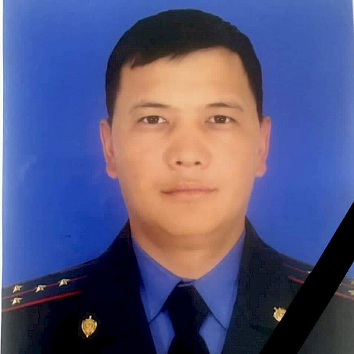 Скончался второй милиционер получивший ожоги во время тушения бензовоза на трассе Бишкек-Ош