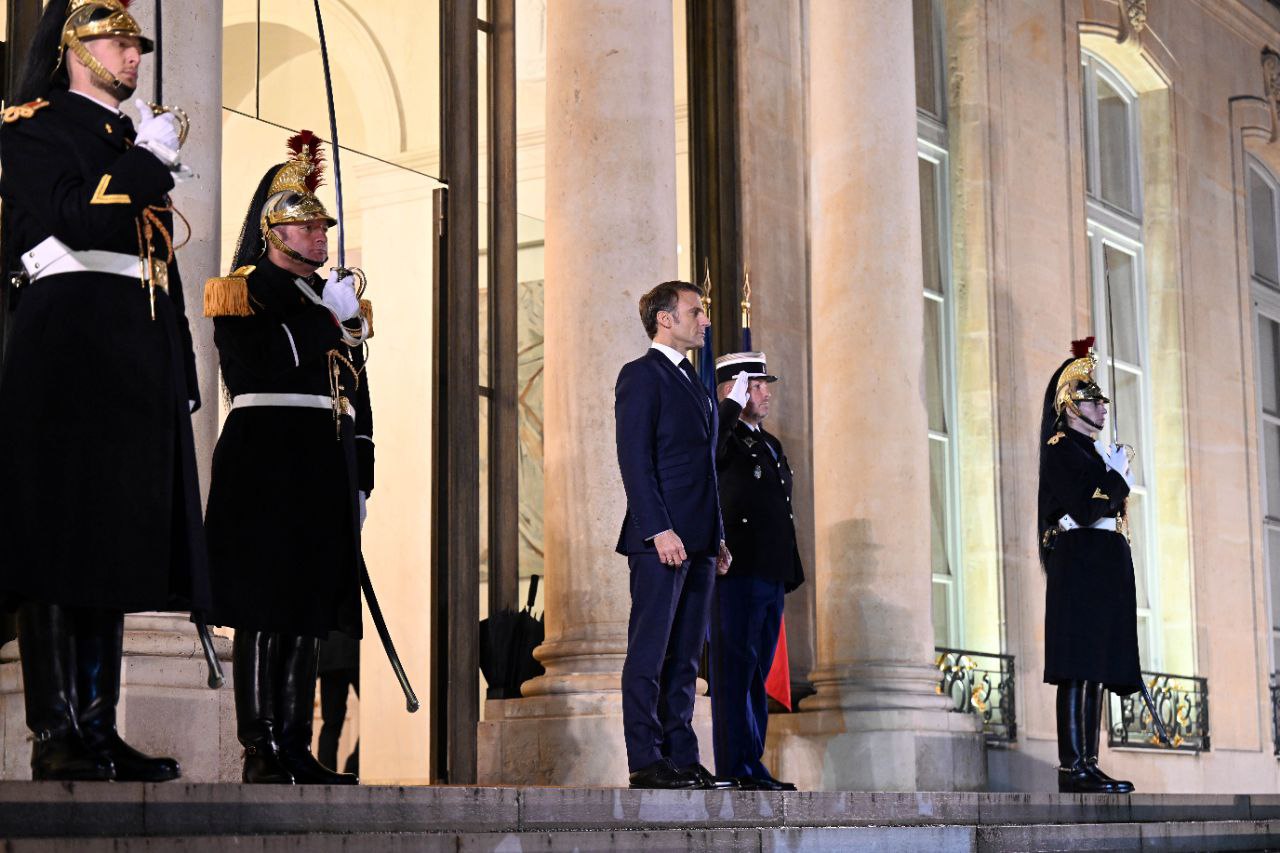 Фото пресс-службы президента. Встреча Садыра Жапарова и Эммануэля Макрона