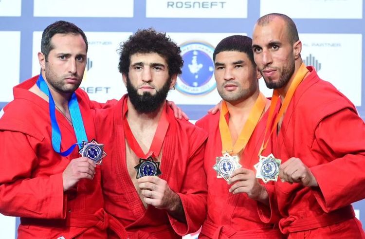 Кыргызстанцы завоевали пять медалей на чемпионате мира по самбо