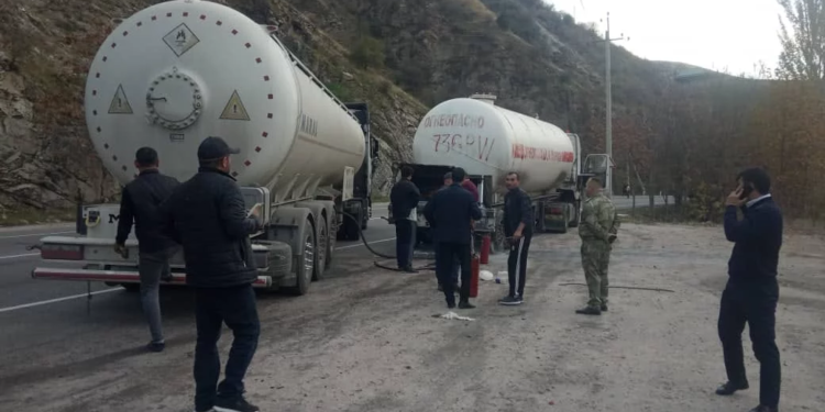 Движение автотранспорта на автодороге «Душанбе-Чанак» восстановлено