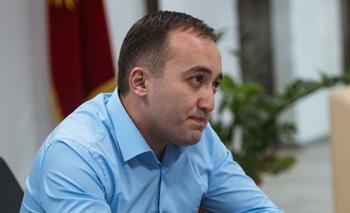 Илим Карыпбеков: Не оплачивая налоги, не следует просить лучшей жизни в стране