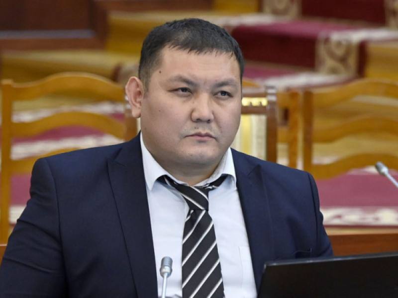 Ушел из жизни заместитель акыйкатчы КР Шухрат Айтиев