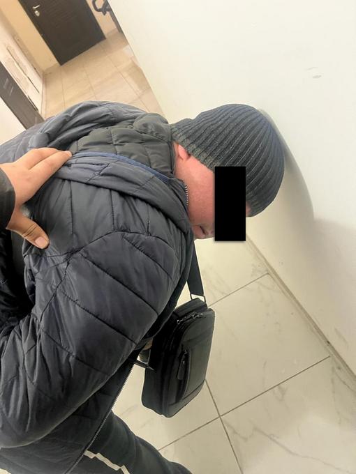 В городе Ош мужчина купил грузовик и скрылся, не оплатив всей суммы