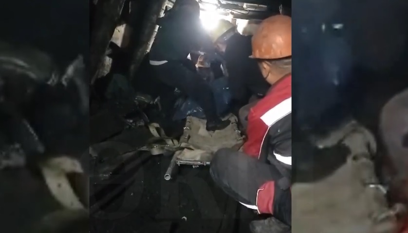 В Сулюкте двух шахтеров спасли из-под обвала в шахте - видео