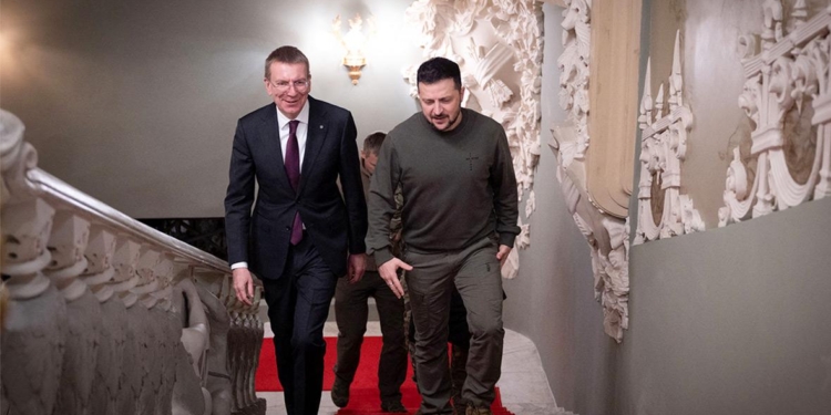 Латвия объявила о новом пакете военной помощи Украине