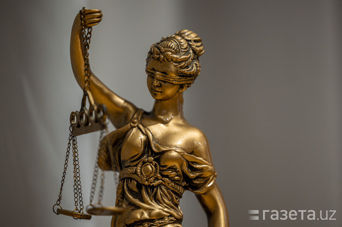 Мужчина, убивший бывшую супругу в Намангане, осуждён на 17,5 лет