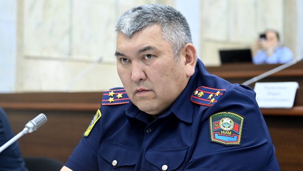 Азамата Исраилова сняли с должности главы ГУОБДД МВД КР