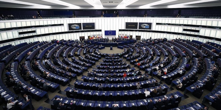 Европарламент предлагает одобрить «план победы Украины»: что он предусматривает