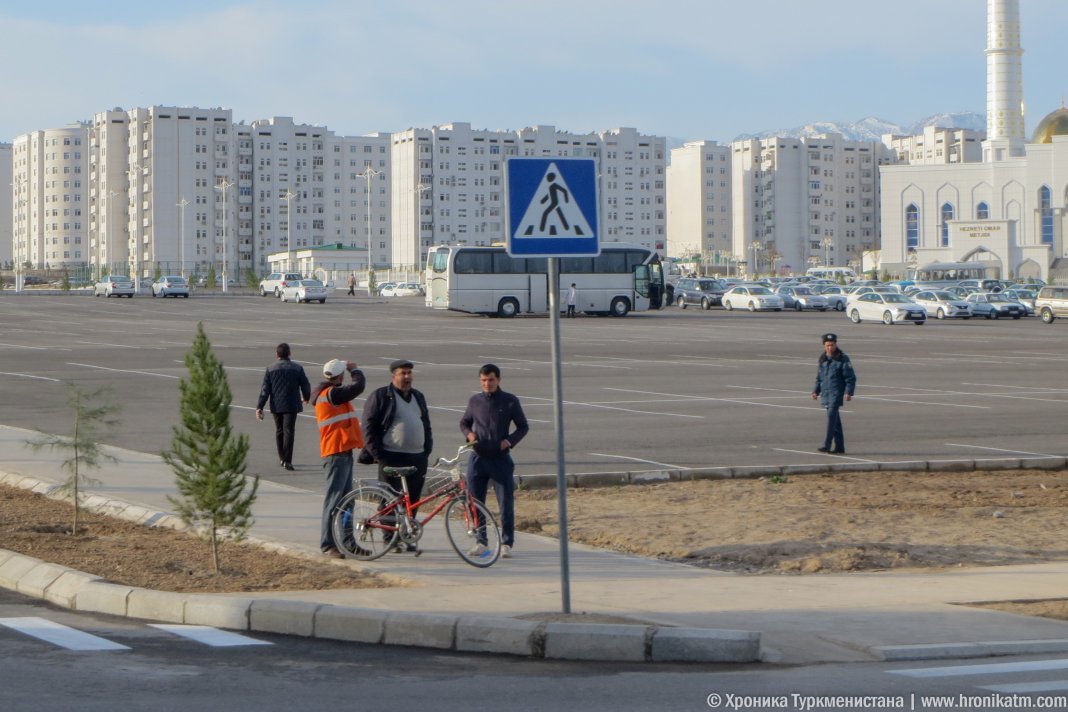 2019_02_27_parahat7_chare_17 В районе Парахат-7 Ашхабада построят школы и детсады
