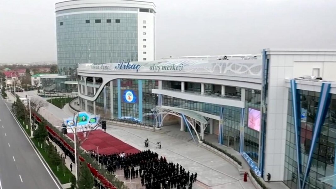 2024_03_17_arkach_mall_shopping_01 В Ашхабаде открыли новый ТРЦ «Аркач»