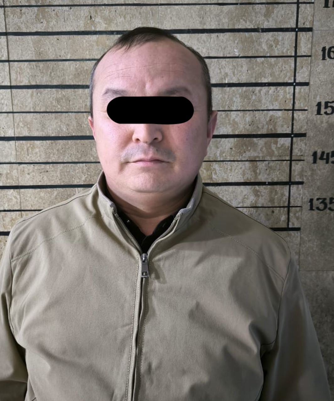 В Бишкеке шестеро мужчин избили горожанина и держали взаперти