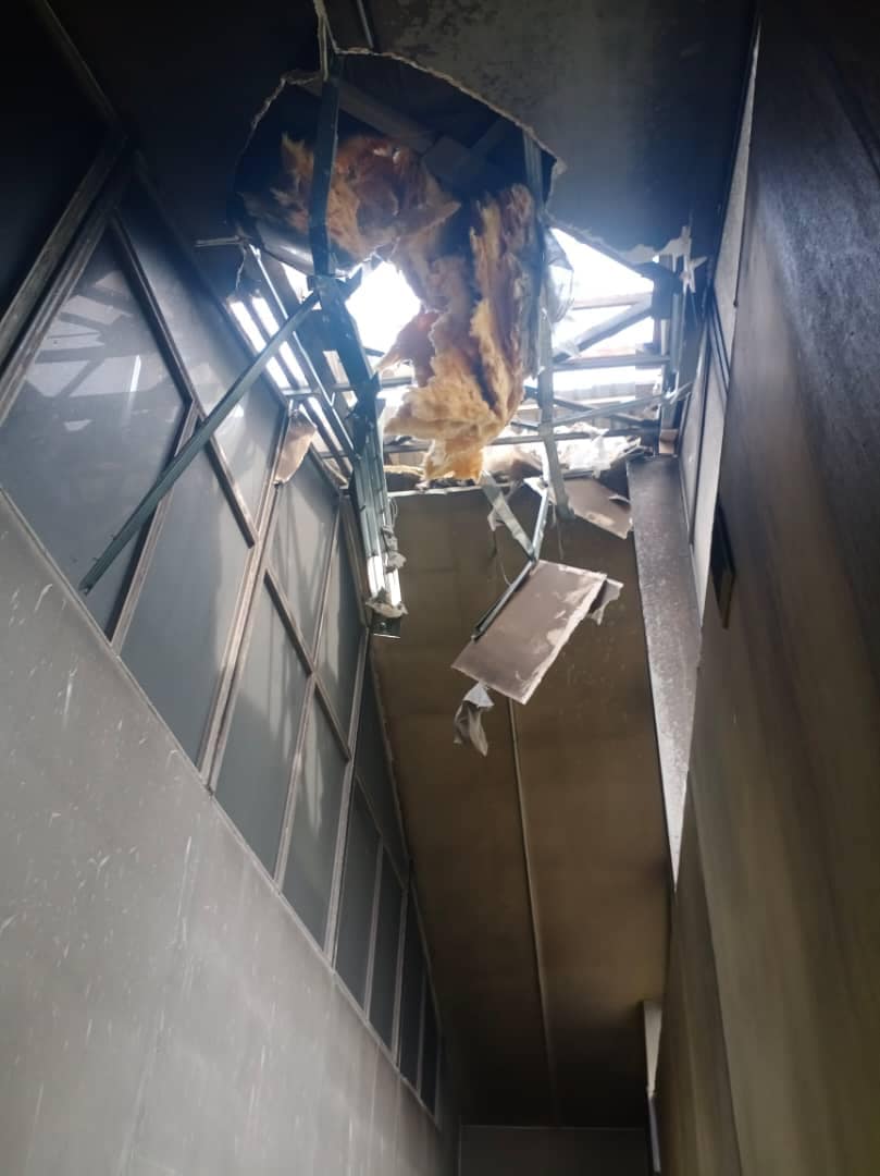 В Бишкеке в частной школе произошел пожар. Эвакуировали 600 человек