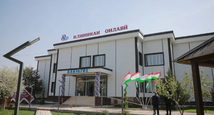 В Худжанде по инициативе предпринимателя и молодого врача открылась семейная клиника