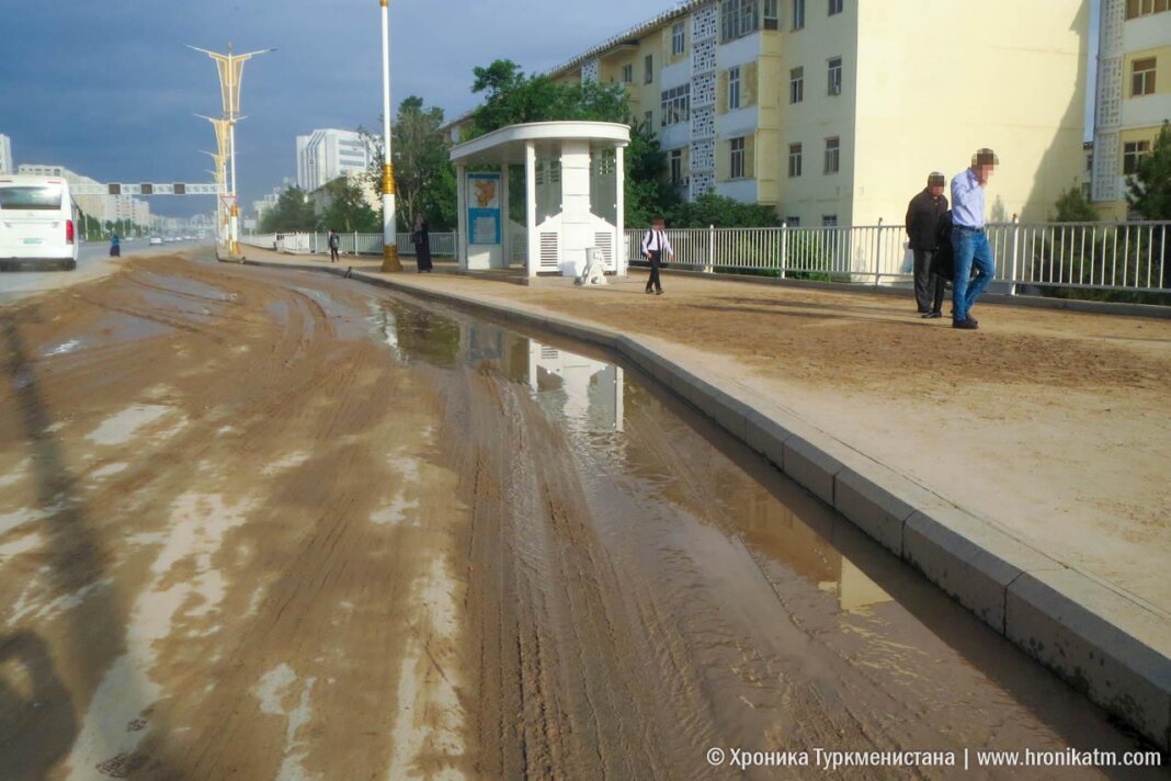 2024_05_17_ashgabat_flood_14-ХТ-2 В Ашхабаде ожидаются ливневые дожди во время открытия монумента Махтумкули