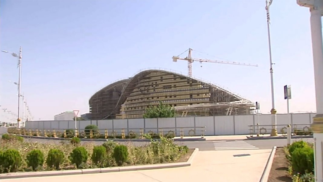 2020_09_08_hotel_construction_02 Контракт на строительство Центра связи в Туркменбаши получила туркменская фирма «Baş bina»