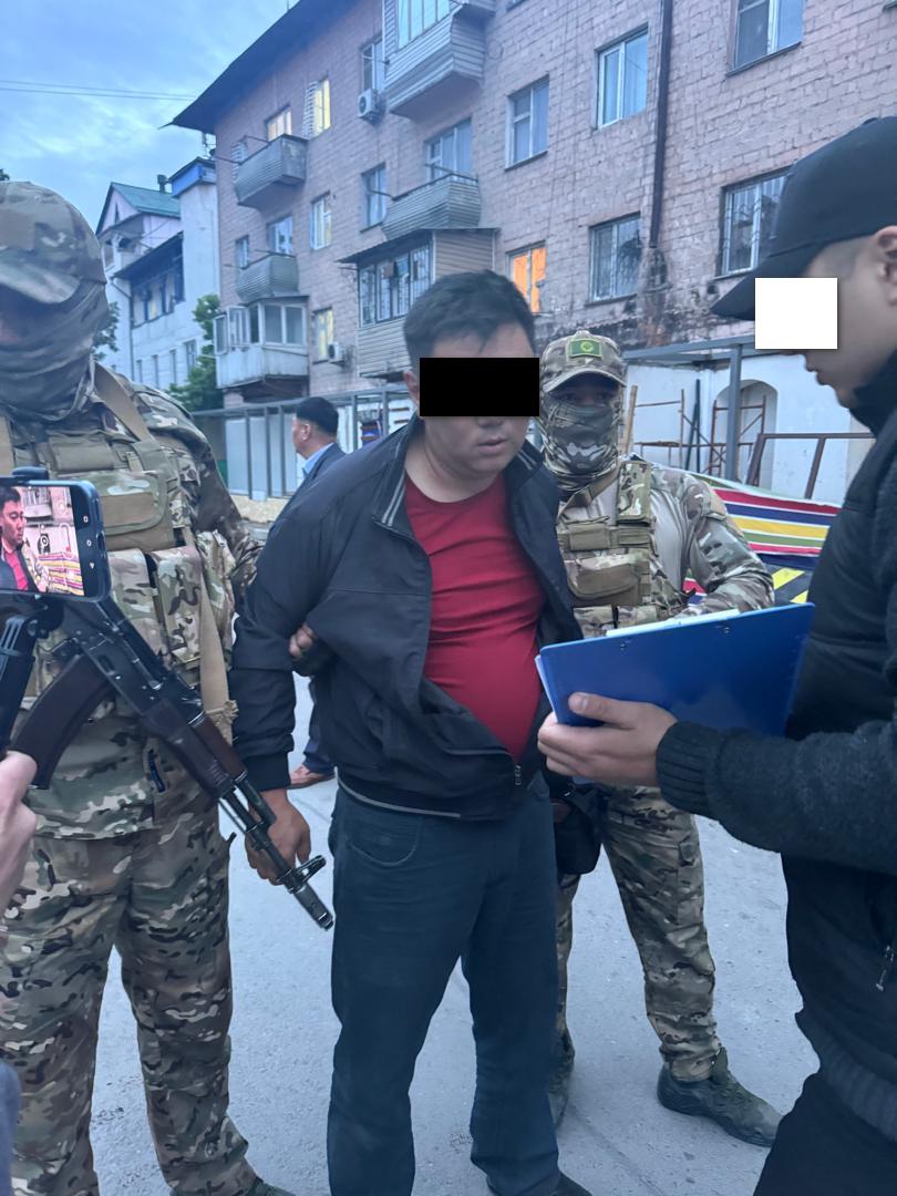 У жительницы Чуйской области шантажом вымогали $40 тысяч