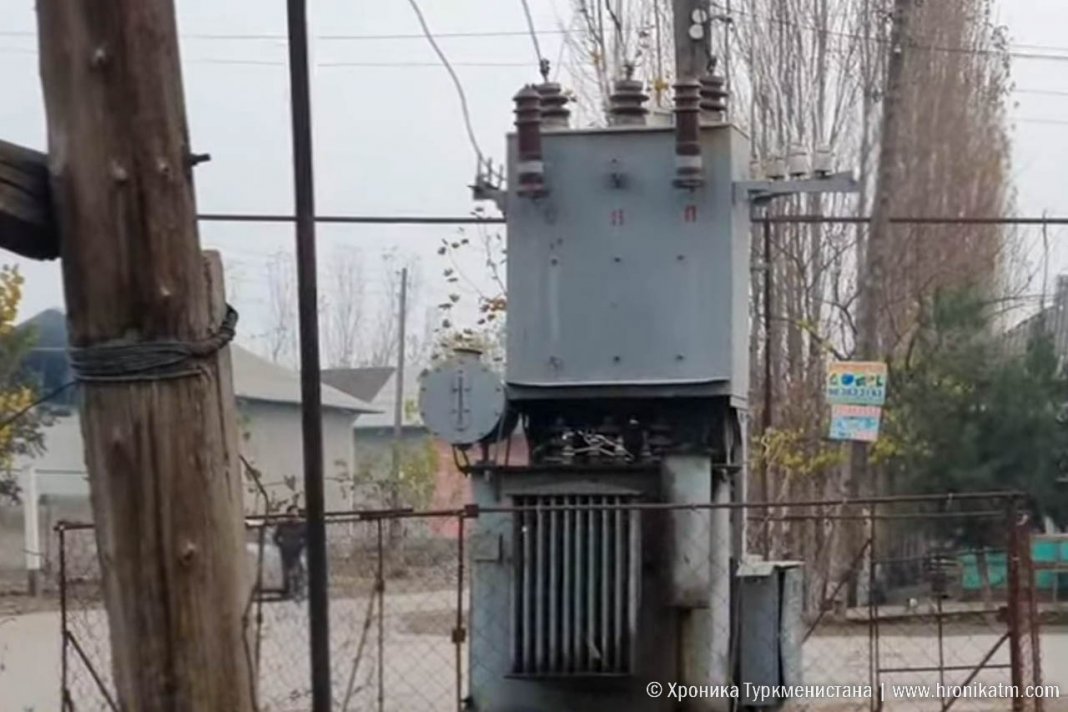 2022_11_23_selo_oba_mud_electricity_01 Власти пообещали к 5 июня восстановить электроснабжение в селах Мары