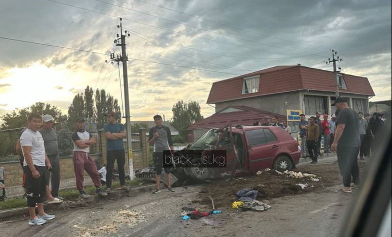На трассе Бишкек - аэропорт «Манас» в ДТП погиб водитель