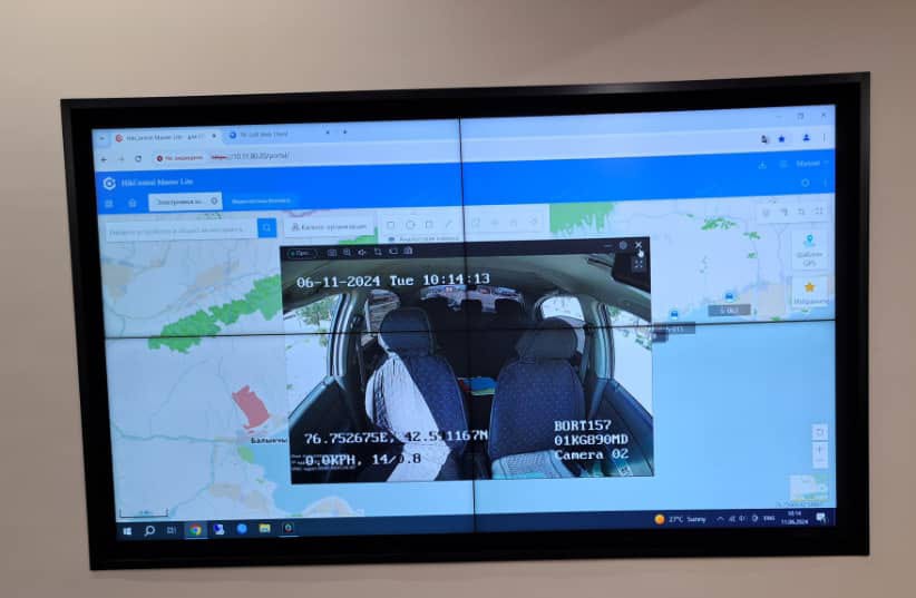 Фото ГУОБДД. Автомобили ГУОБДД оснащены GPS и видеонаблюдением