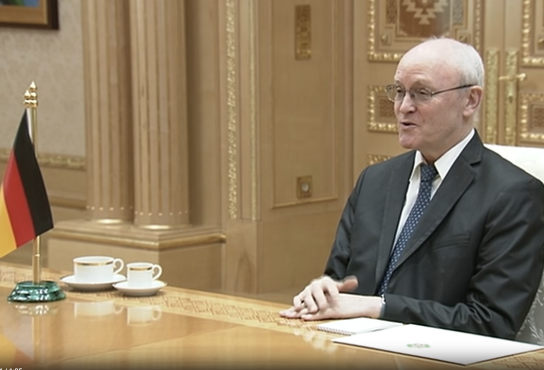 2024_07_24_german-ambassador Президент Туркменистана принял нового посла Германии