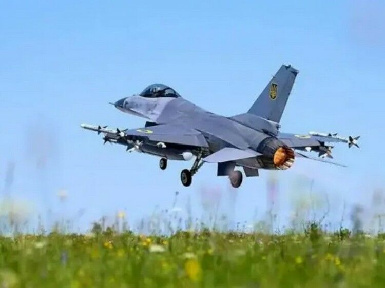 Украина потеряла первый из поставленных Западом истребителей F-16