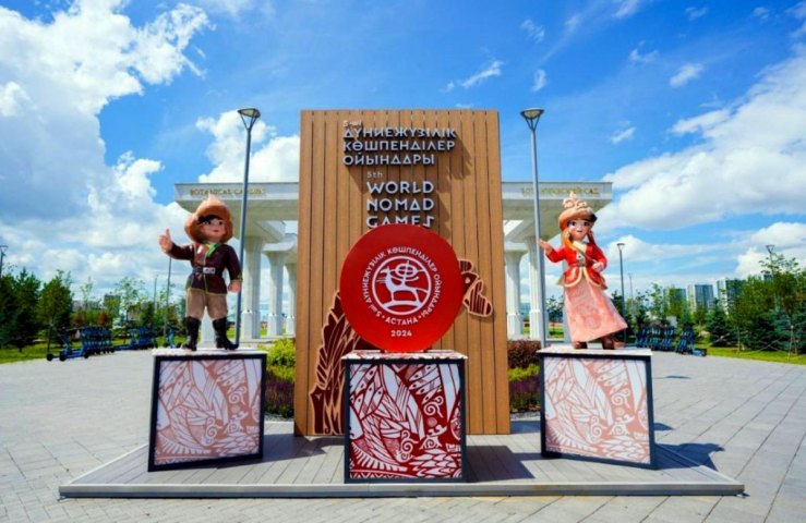Гурбангулы Бердымухамедов прибыл с визитом в Астану