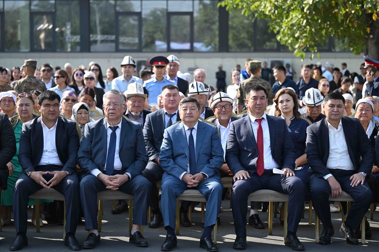 Акылбек Жапаров: Стихи о любви Барпы Алыкулова продолжают вдохновлять