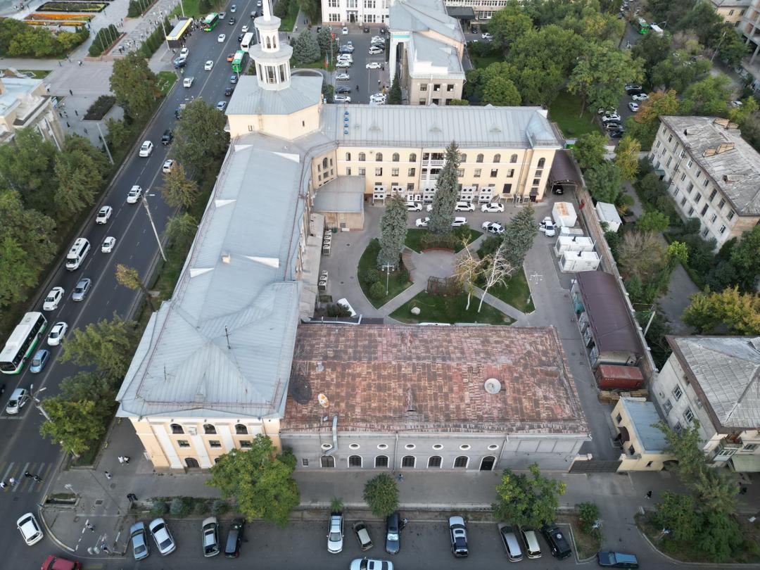 Фото ГКНБ КР. Здание театра