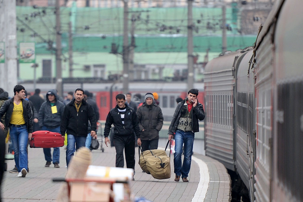 С 1 января 2025 года в России вступают в силу новые правила миграционной политики