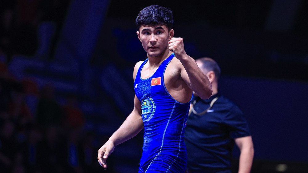 Кыргызстанец Раззак Бейшекеев в финале молодежного чемпионата мира по борьбе