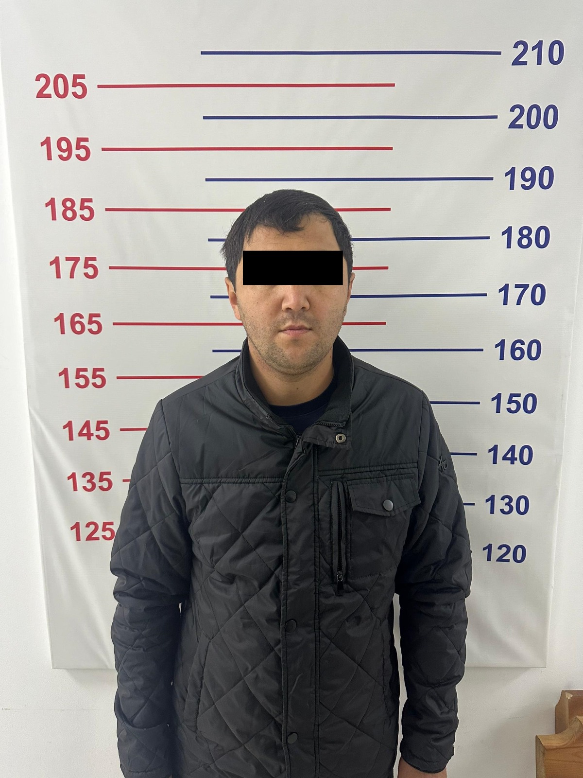 Спецслужбы задержали торговцев ЦУМа за незаконную регистрацию телефонов