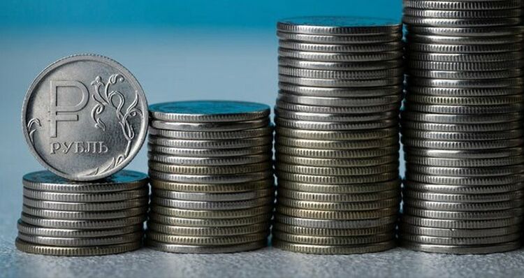 Рубль дешевеет относительно сома и опустился ниже отметки в 87 тыйынов