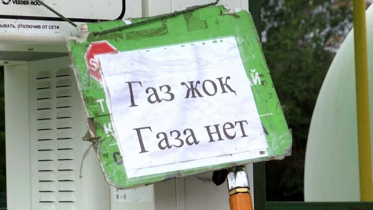 В Бишкеке наблюдаются очереди на заправках. Нефтетрейдеры объяснили из-за чего