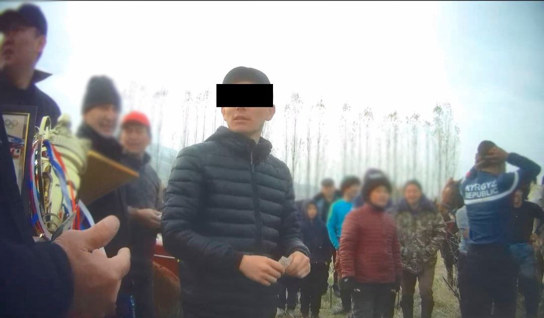 Фото ГУВД Чуйской области. Кандидат в депутаты