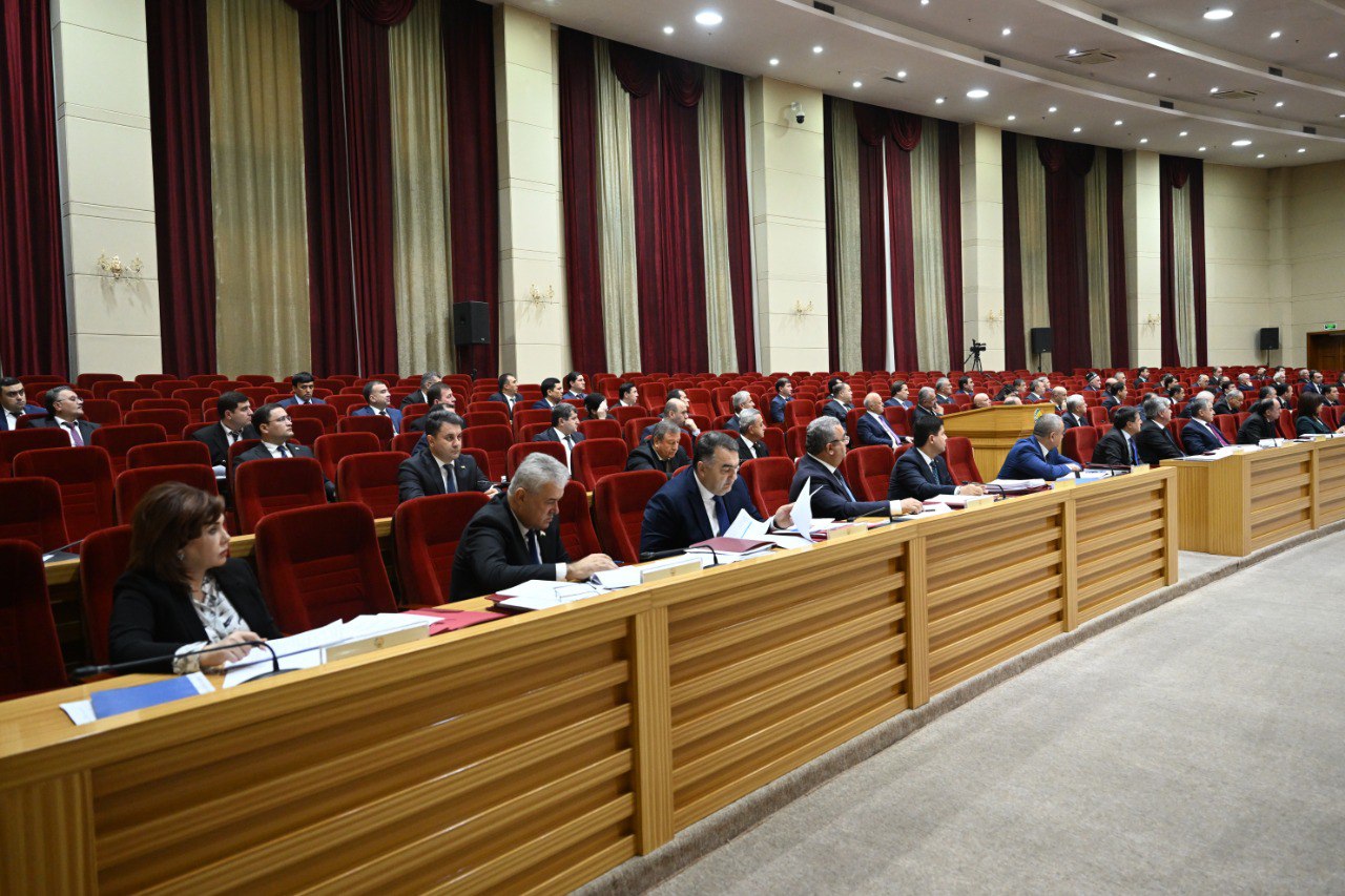 В Душанбе состоялось заседание Правительства Республики Таджикистан