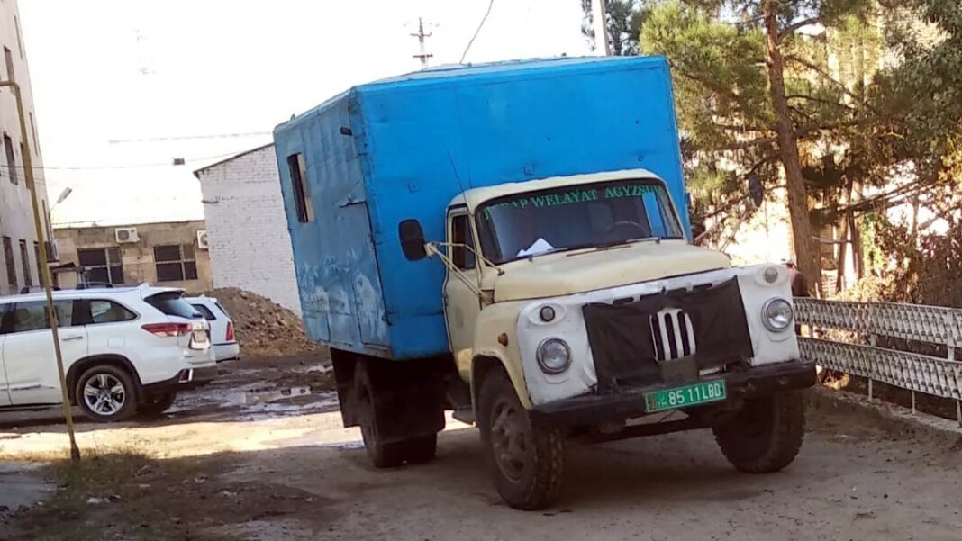Работники управления водоснабжения Лебапского велаята четыре месяца не получают зарплату