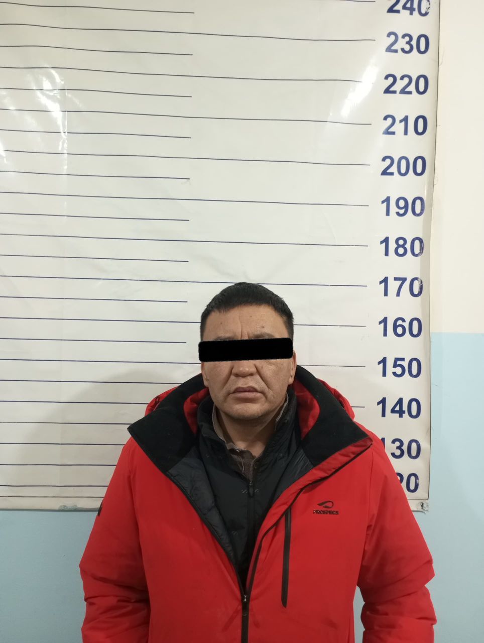 Взял у иностранца $60 тысяч и обещал пригнать 24 новых авто. Задержан мошенник